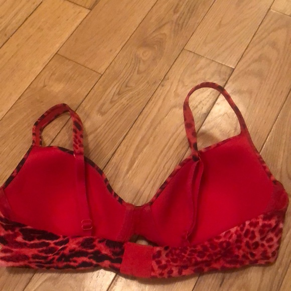 Pink cheetah print bra - Picture 2 of 3